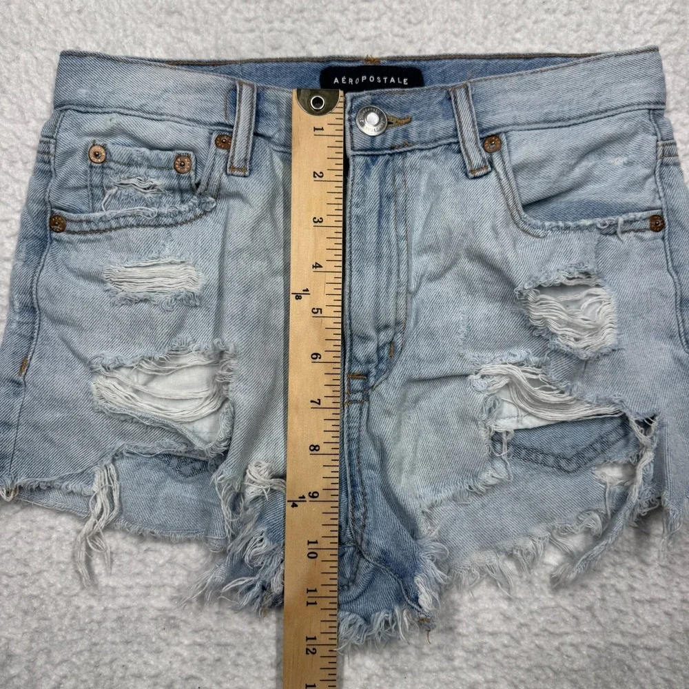 Aeropostale Shorts Blue Denim Vintage High Rise Shorty Distressed‎ Size 2